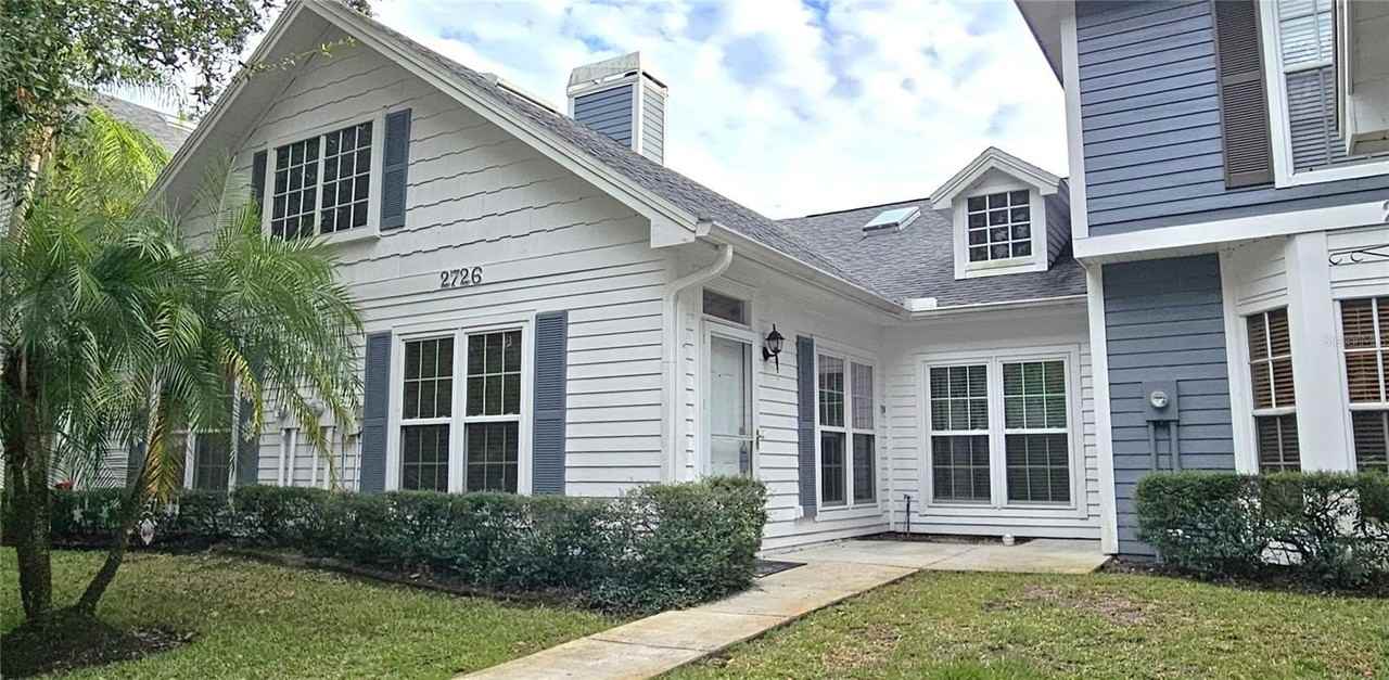 2736 Penzance Street - Photo 2 of 27