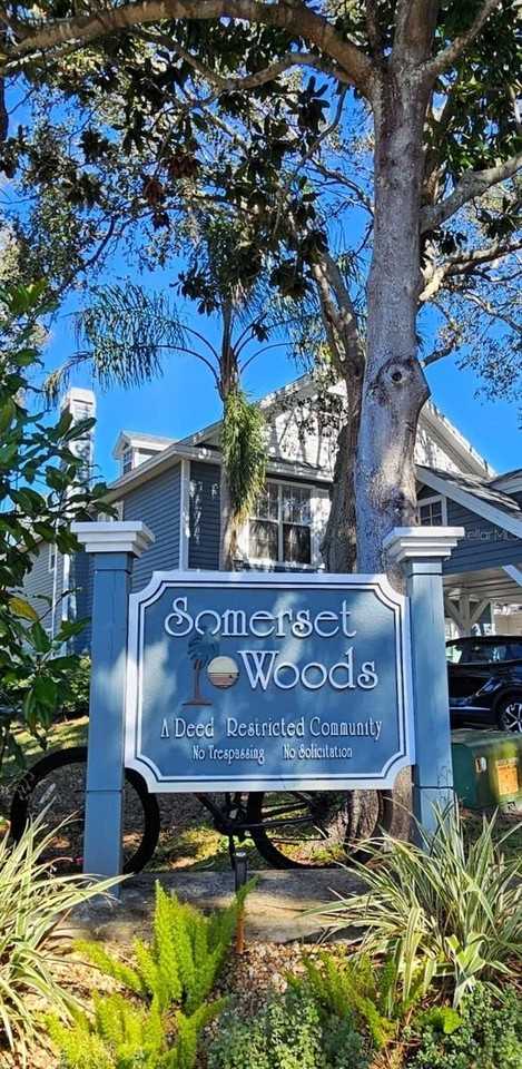 2736 Penzance Street - Photo 3 of 27