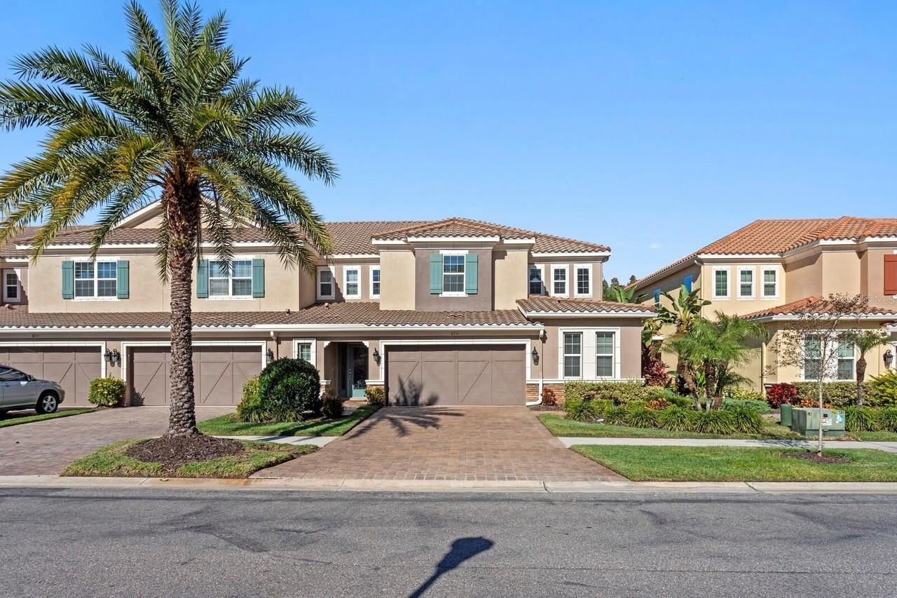 8711 Terracina Lake Dr