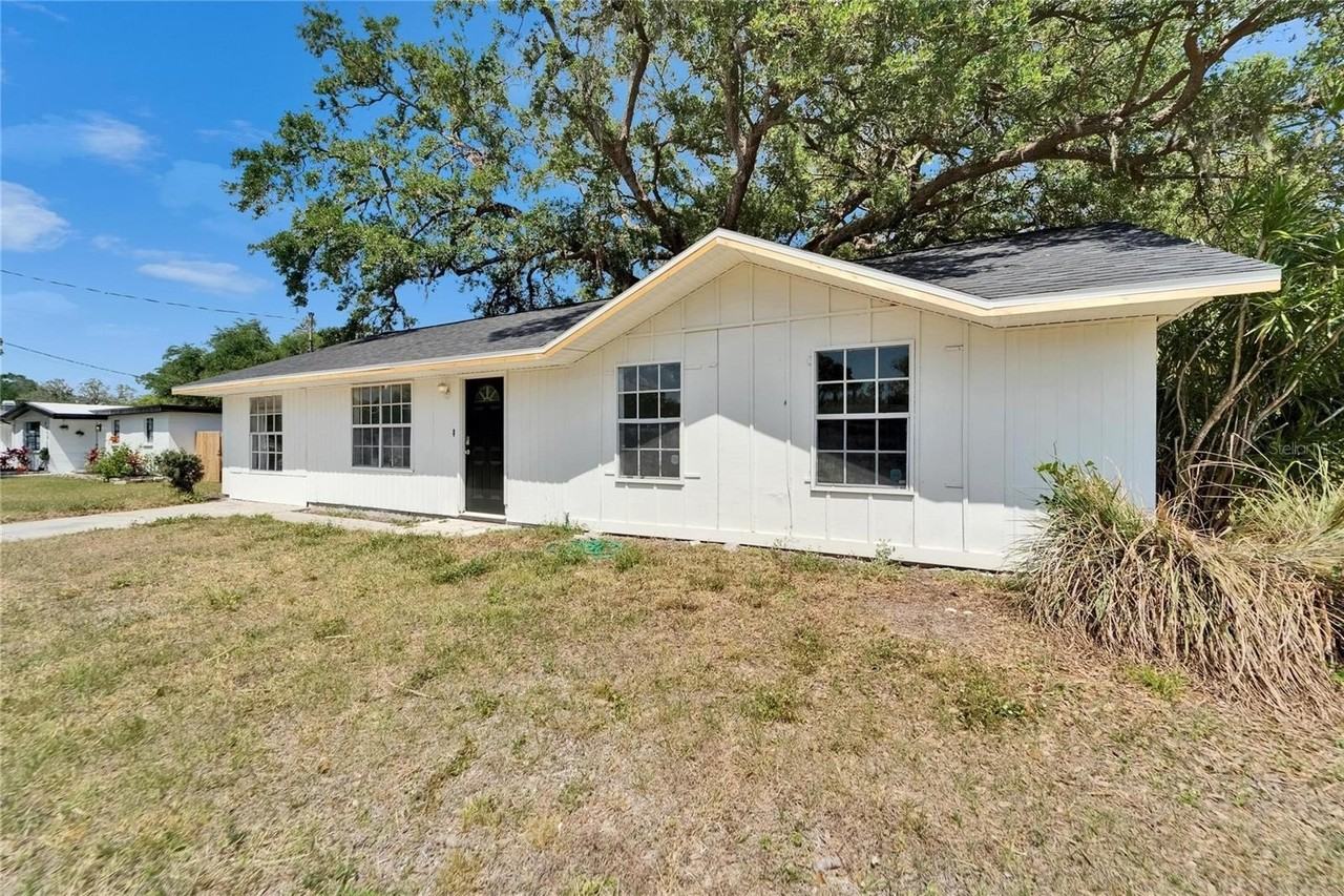 8818 Ashman Road - Photo 6 of 26