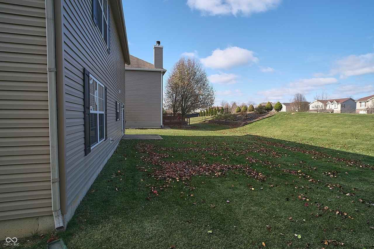 11306 Guy Street - Photo 5 of 50