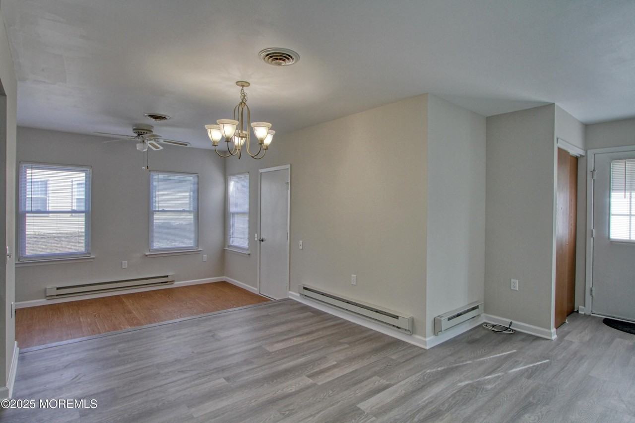 12 Birchwood Drive #B - Photo 5 of 25