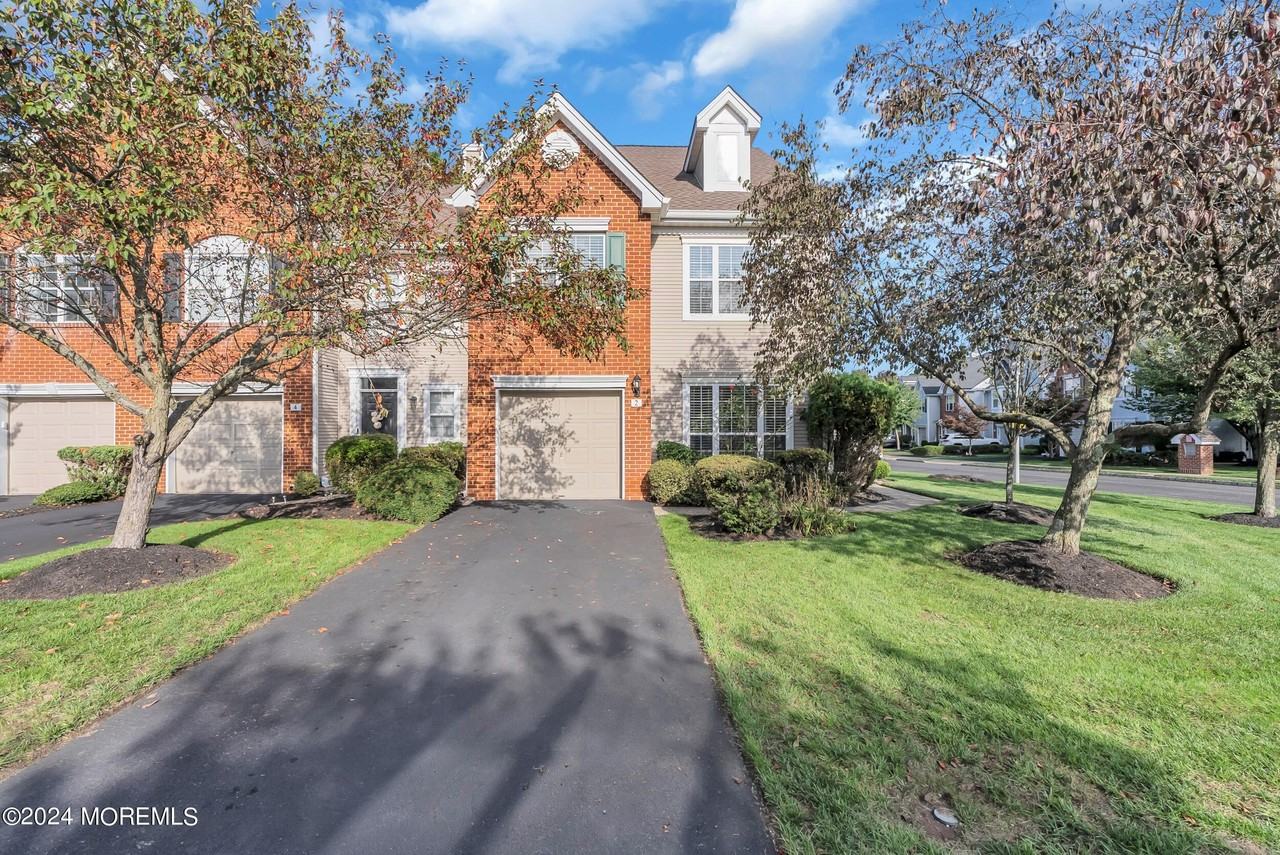 2 Charles Court #3501 - Photo 3 of 50