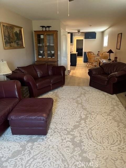 18110 Avenida Bosque - Photo 4 of 19