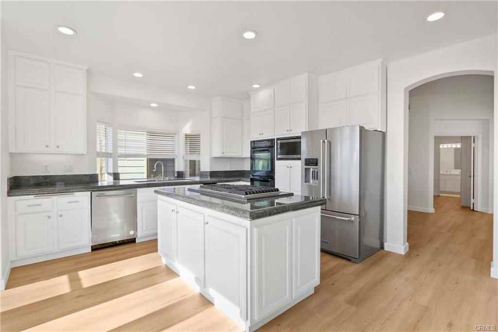 34152 Cambridge Road - Photo 6 of 8