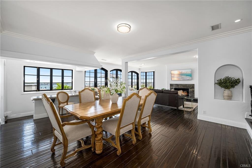 1541 Dolphin Terrace - Photo 6 of 8