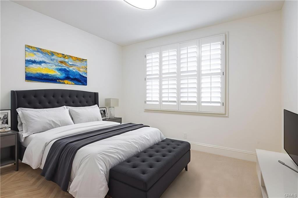 17 Colonial Drive - Photo 2 of 8