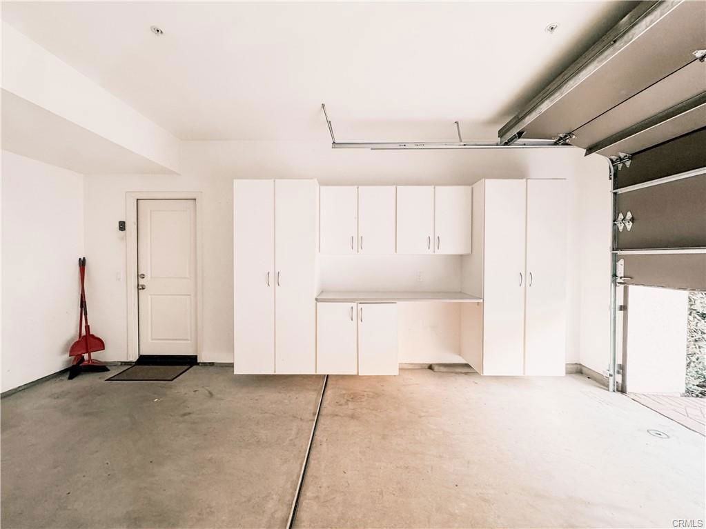 87 Coleridge - Photo 2 of 8