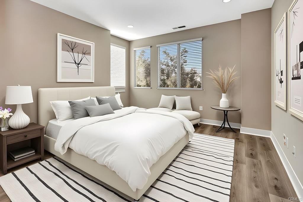 165 Tenor - Photo 6 of 8