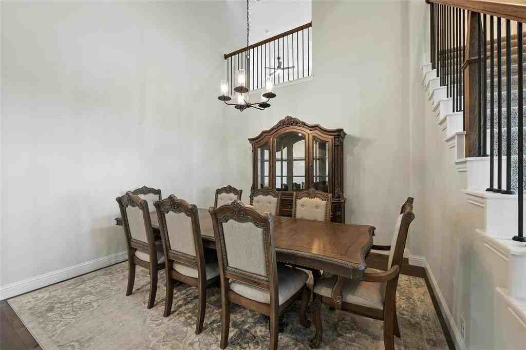 1012 Emerald Trace Drive - Photo 5 of 29