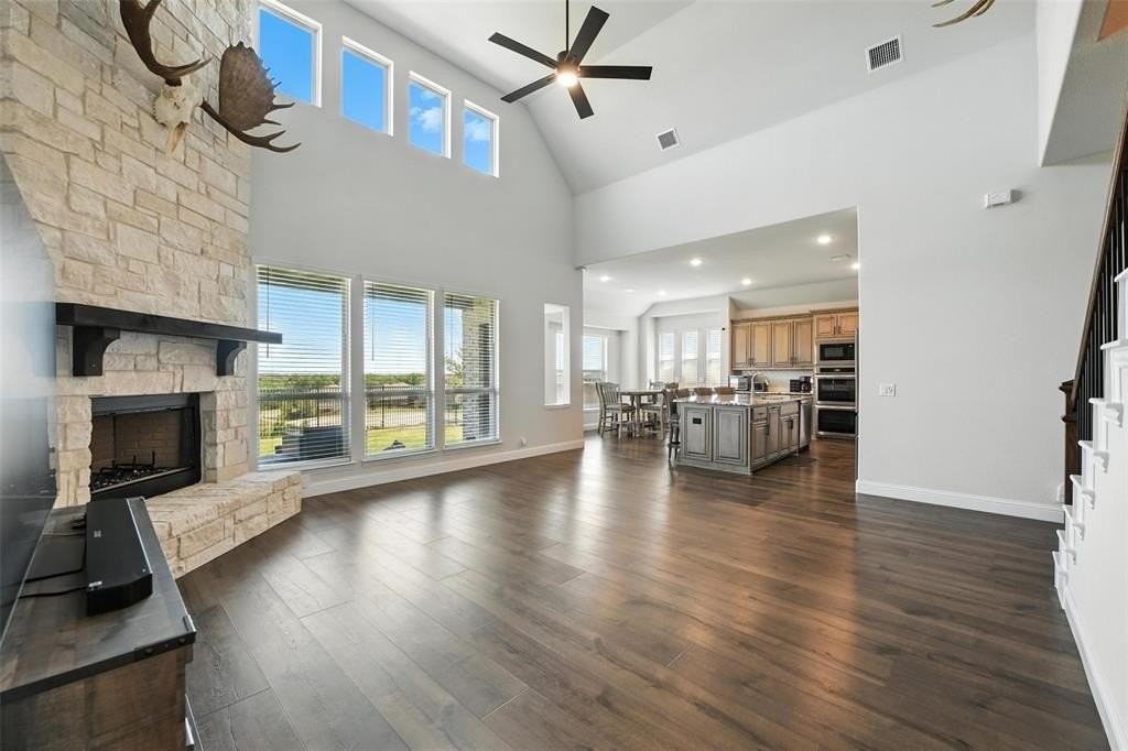 1012 Emerald Trace Drive - Photo 6 of 29