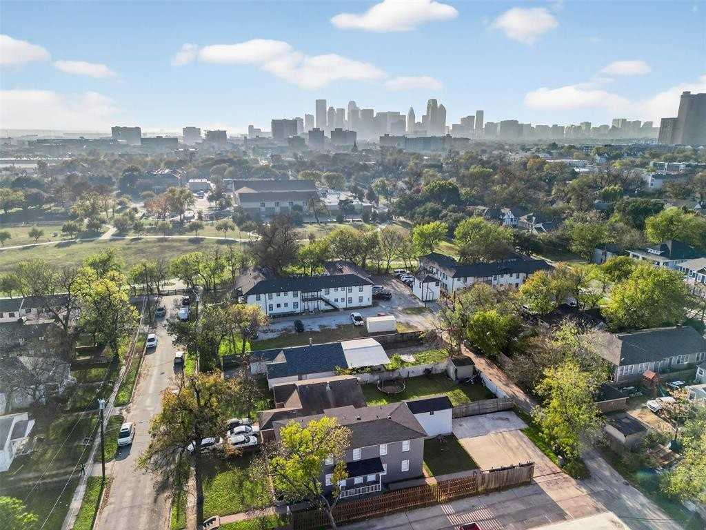 4721 Tremont Street - Photo 7 of 20