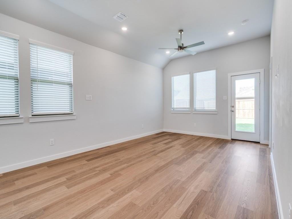 3818 White Rock Drive - Photo 4 of 25