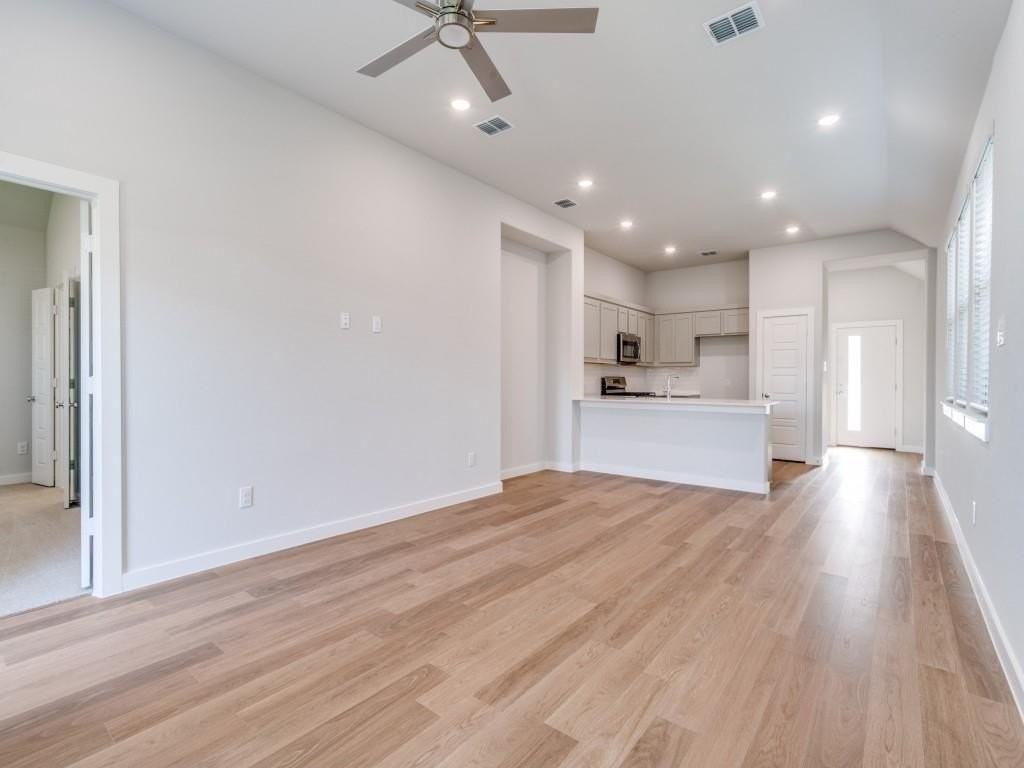 3818 White Rock Drive - Photo 5 of 25