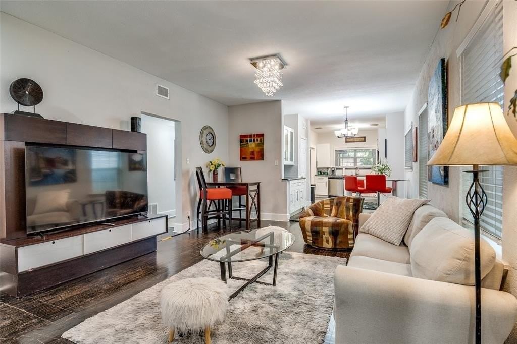 4307A Vandelia St - Photo 2 of 16