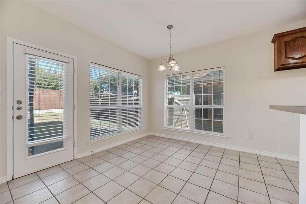 8004 Laughing Waters Trail - Photo 6 of 24