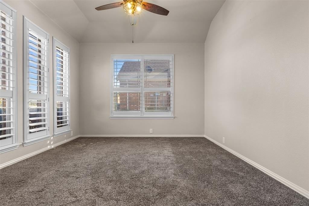 1214 Inglewood Drive - Photo 3 of 28