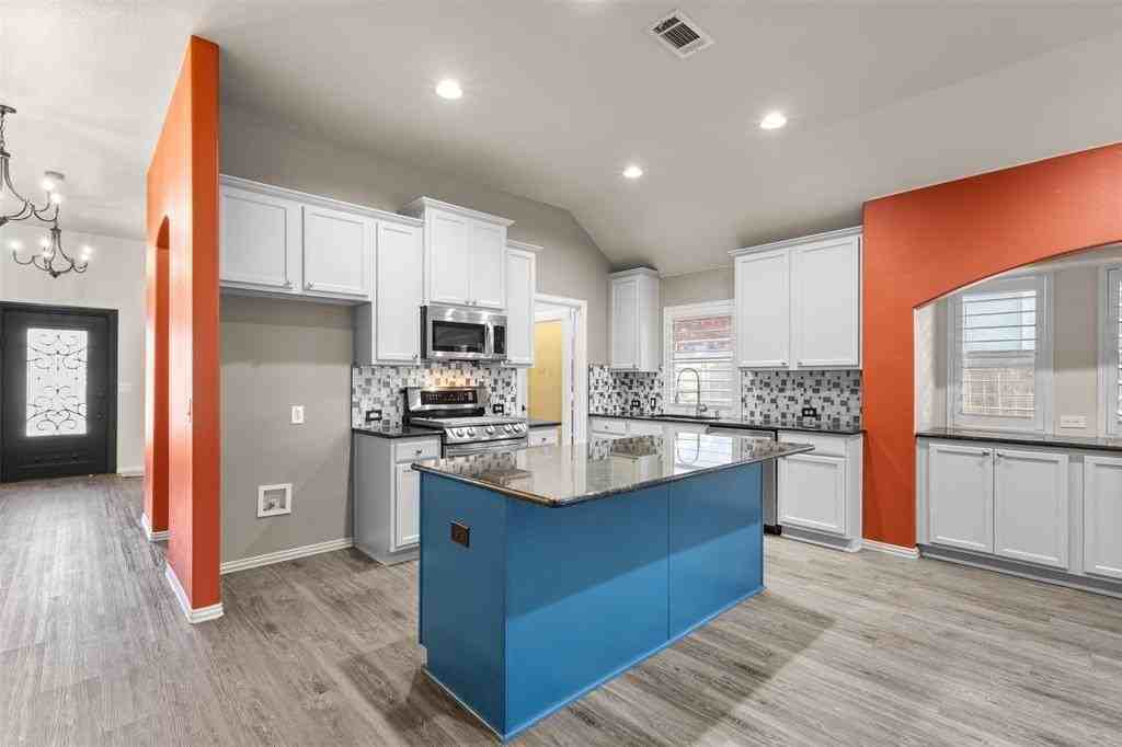 1214 Inglewood Drive - Photo 6 of 28