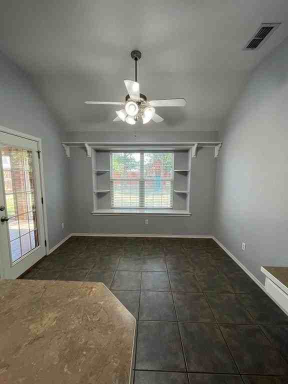 5109 Holly Way - Photo 7 of 23