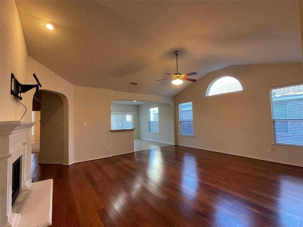 1236 Woodbine Cliff Drive - Photo 4 of 19