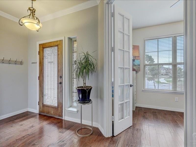 2617 Sunstar Lane - Photo 2 of 29