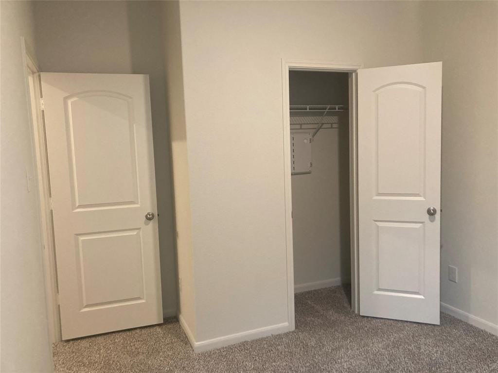 750 Keeneland Dr - Photo 4 of 28