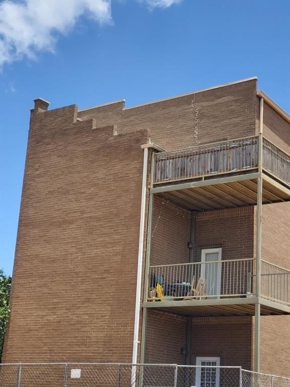 303 West Hickory Street #3 - Photo 4 of 5