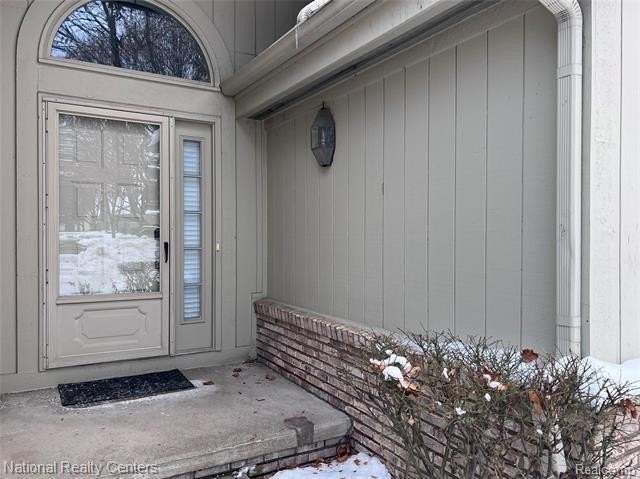 36525 Lochdale - Photo 2 of 37