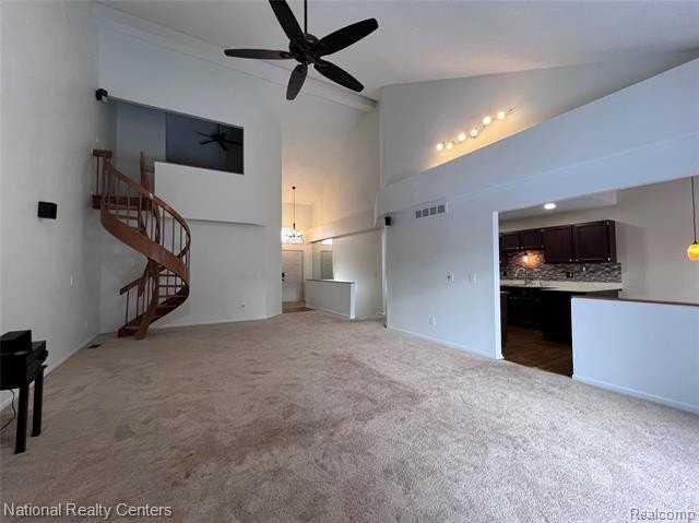 36525 Lochdale - Photo 5 of 37