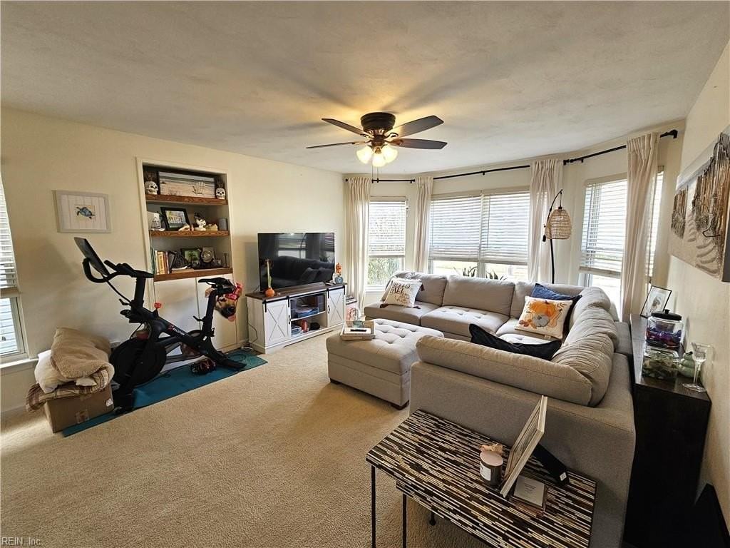 9628 Grove Ave - Photo 6 of 48