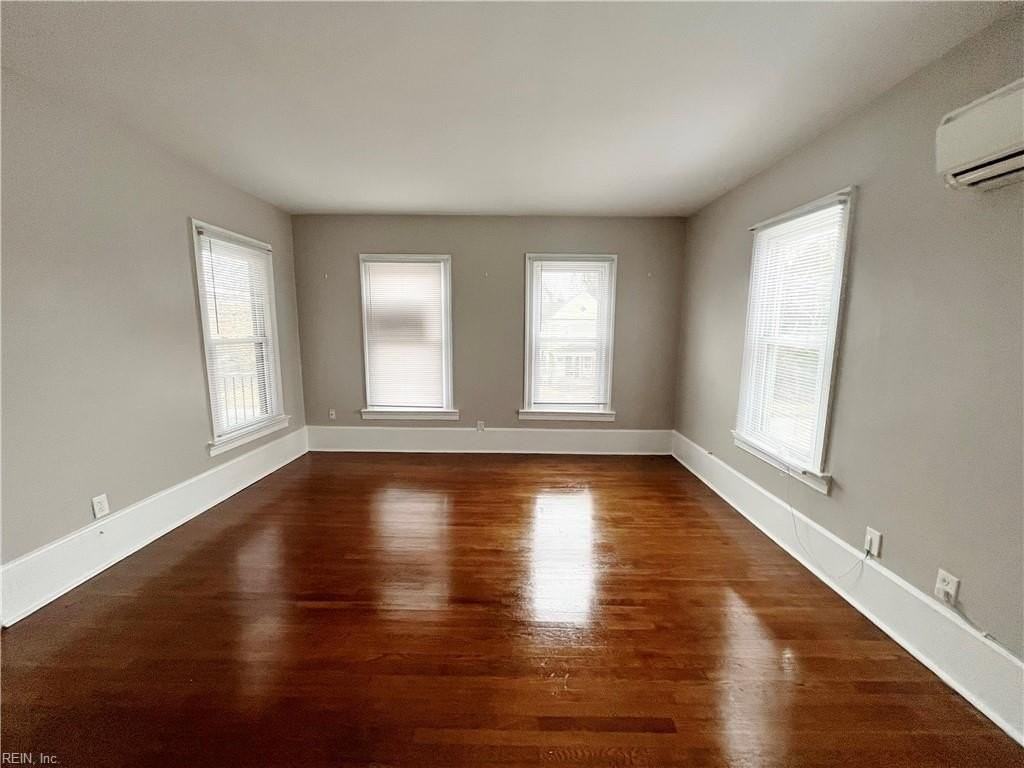 40 Buxton Avenue #C - Photo 4 of 16