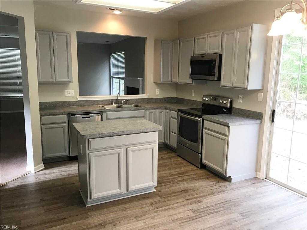 919 Meadowhill Ct - Photo 6 of 33