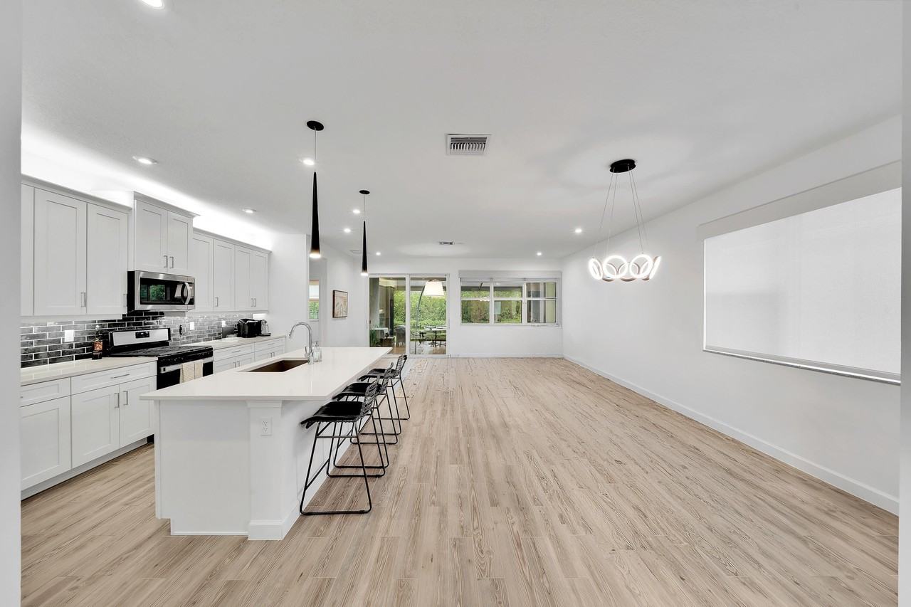 10219 Southwest Corvus Lane - Photo 5 of 50