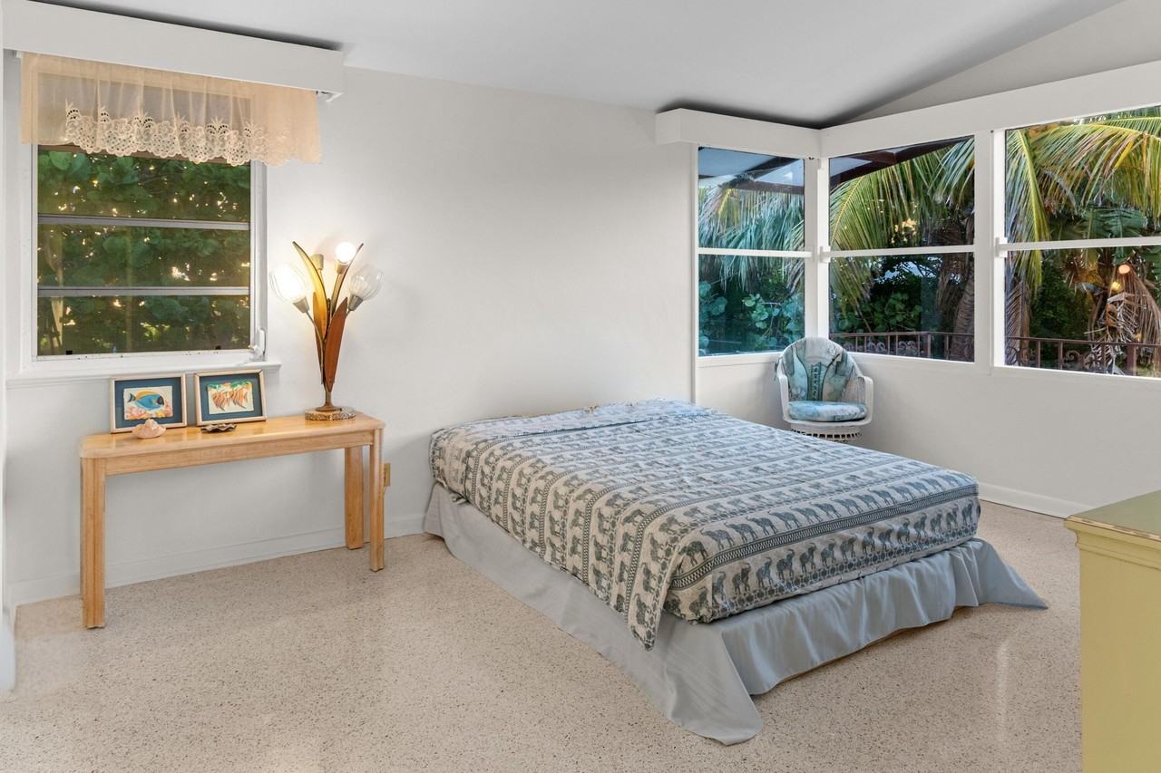 3490 South Ocean Boulevard - Photo 7 of 20