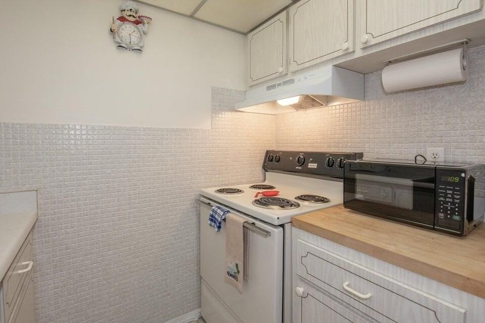 216 Federal Highway #6 - Photo 4 of 8