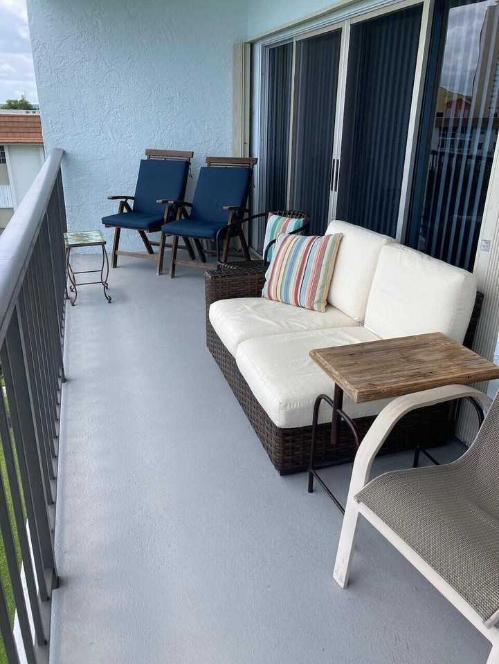 3040 Lake Shore Dr #504 - Photo 7 of 50