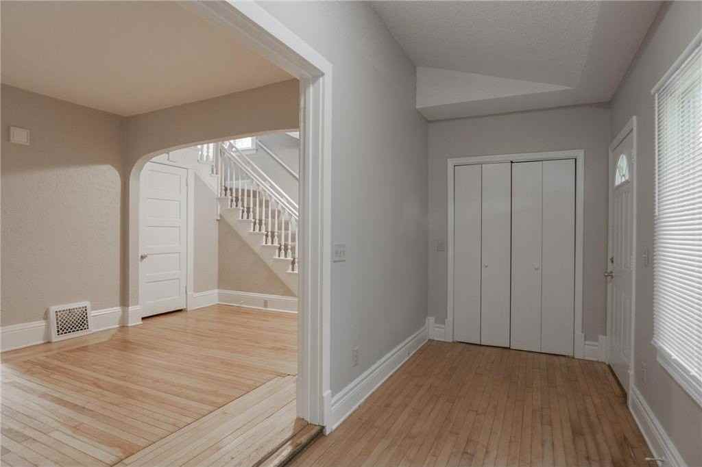 4007 North Girard Avenue - Photo 3 of 24