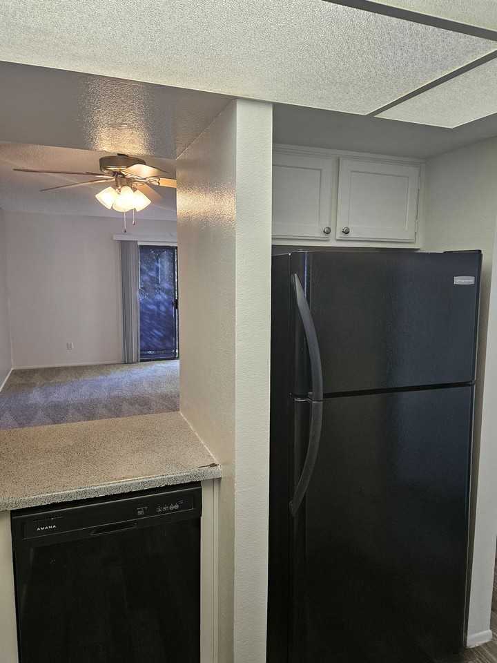 885 N Granite Reef Rd #2000A - Photo 7 of 8