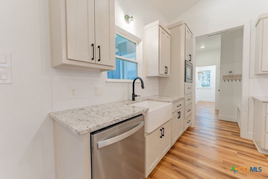 4356 Cedar Creek Road - Photo 7 of 33