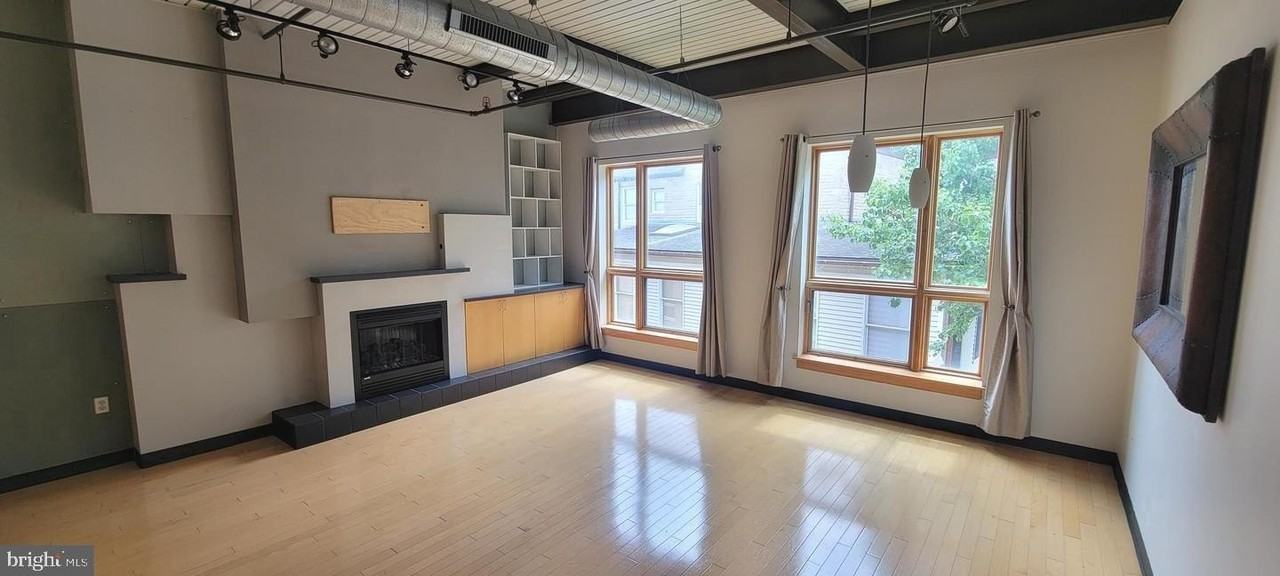 75 Maple Street #202 - Photo 4 of 36