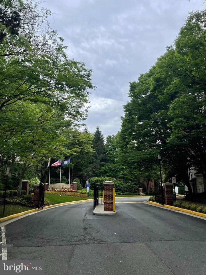 1510 Northern Neck Drive #201 - Photo 2 of 16