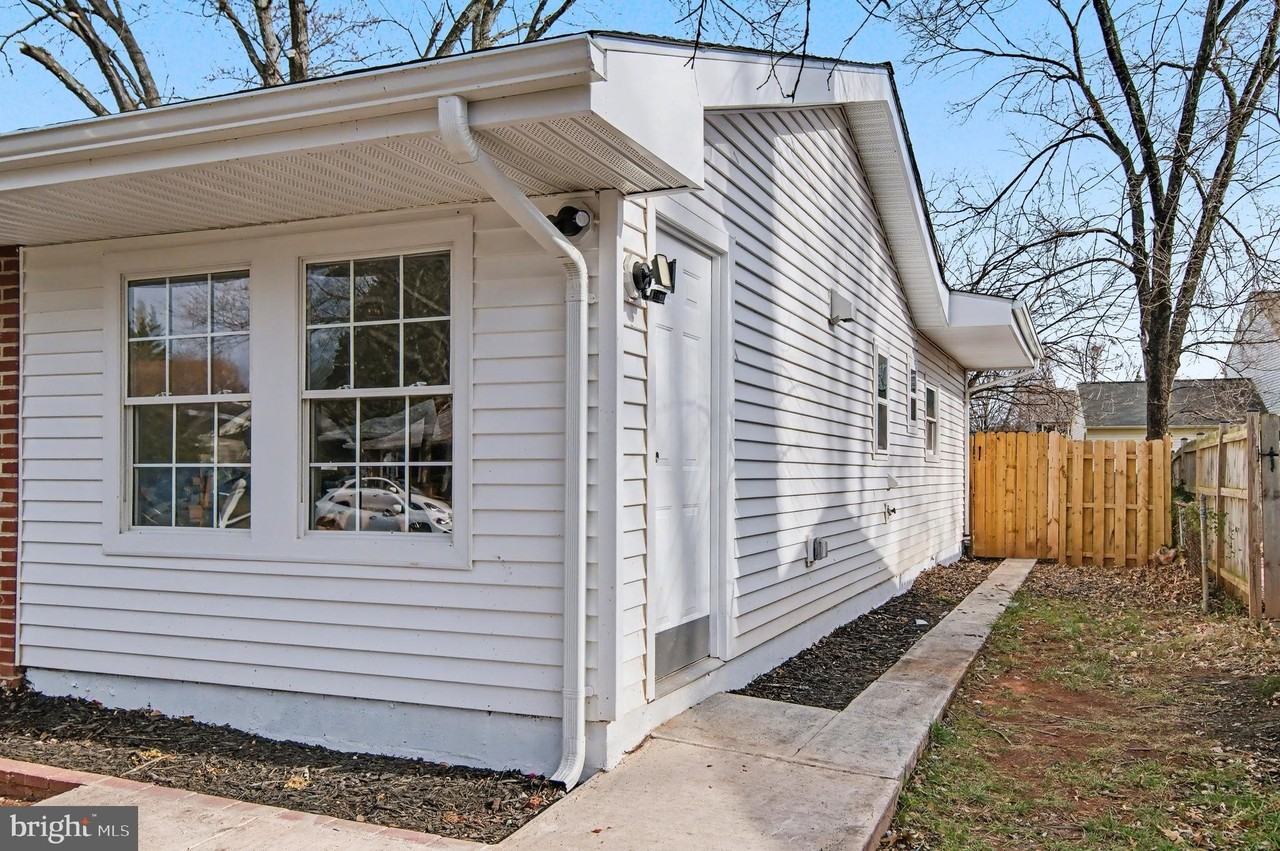 312 East Gordon Street - Photo 2 of 20