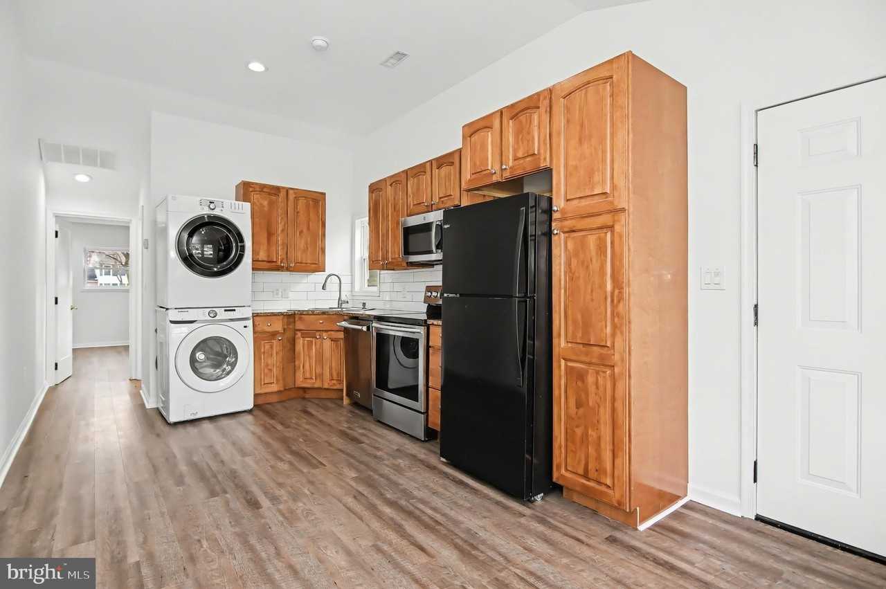 312 East Gordon Street - Photo 5 of 20