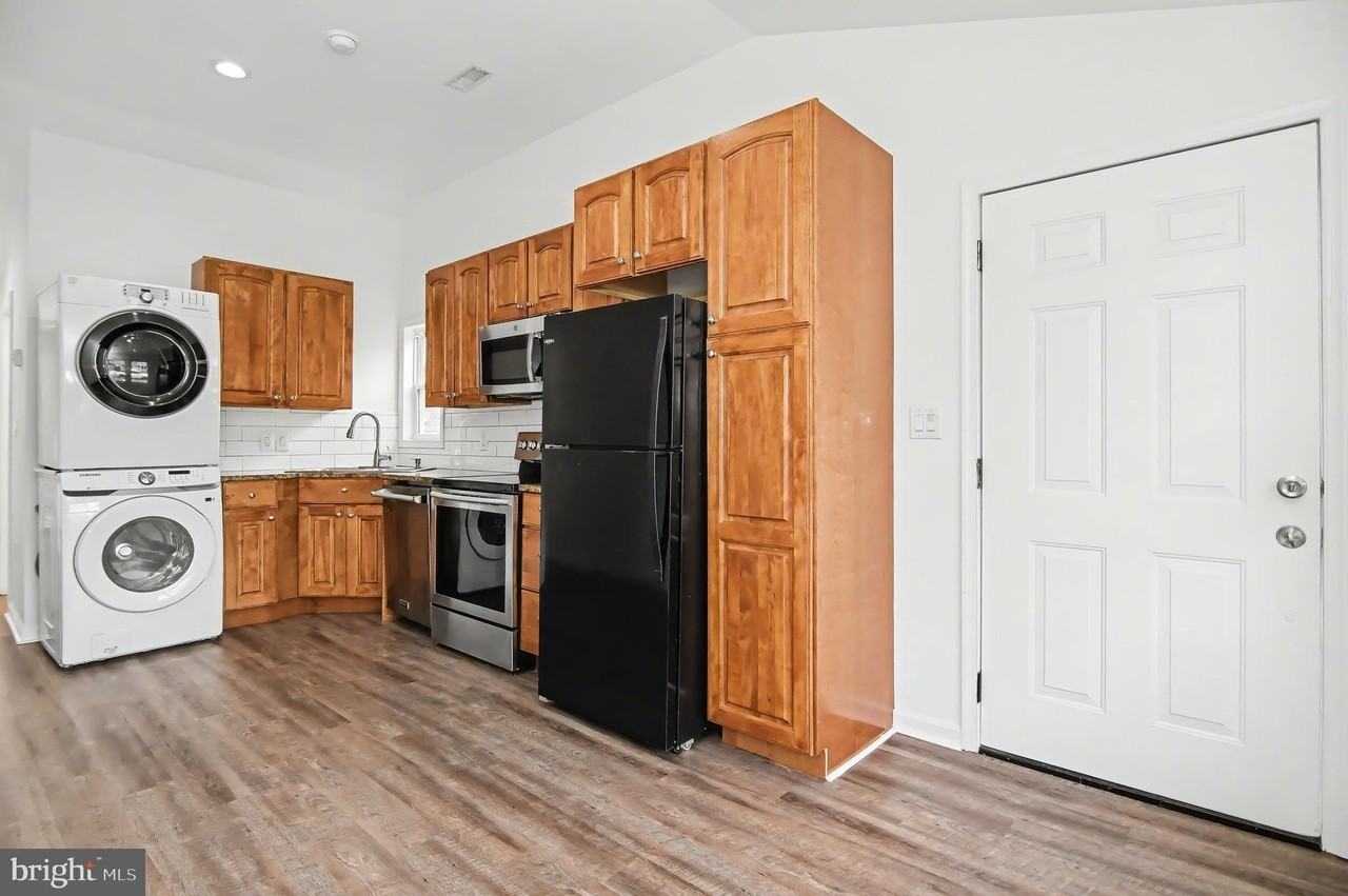 312 East Gordon Street - Photo 7 of 20