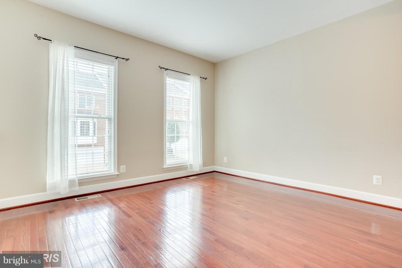 2159 Oberlin Drive - Photo 7 of 27