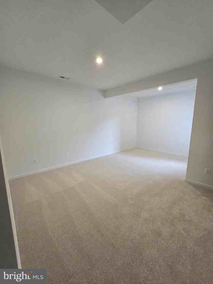 472 Husky Highway - Photo 3 of 21