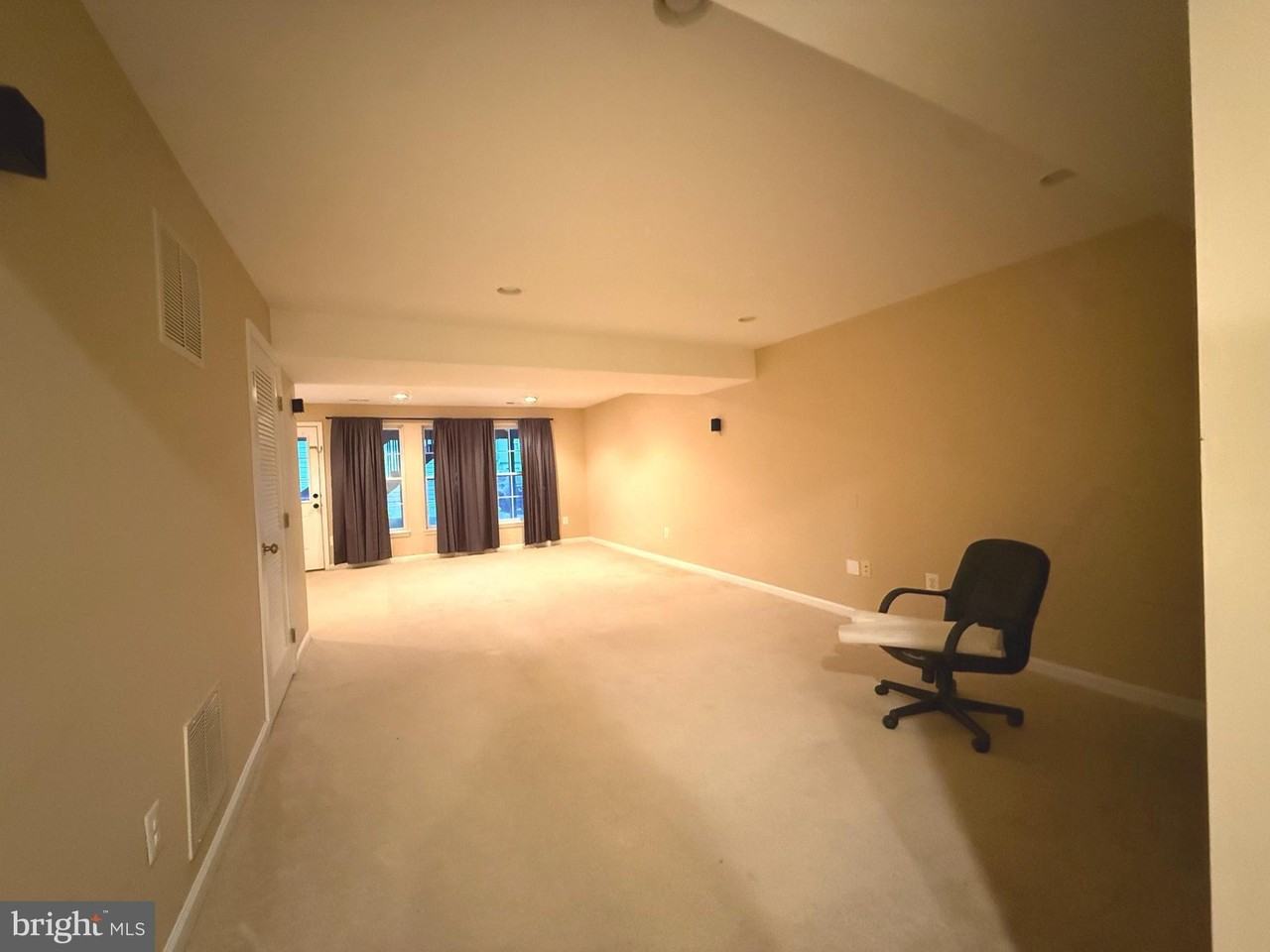 60 Deerbrook Drive - Photo 6 of 26