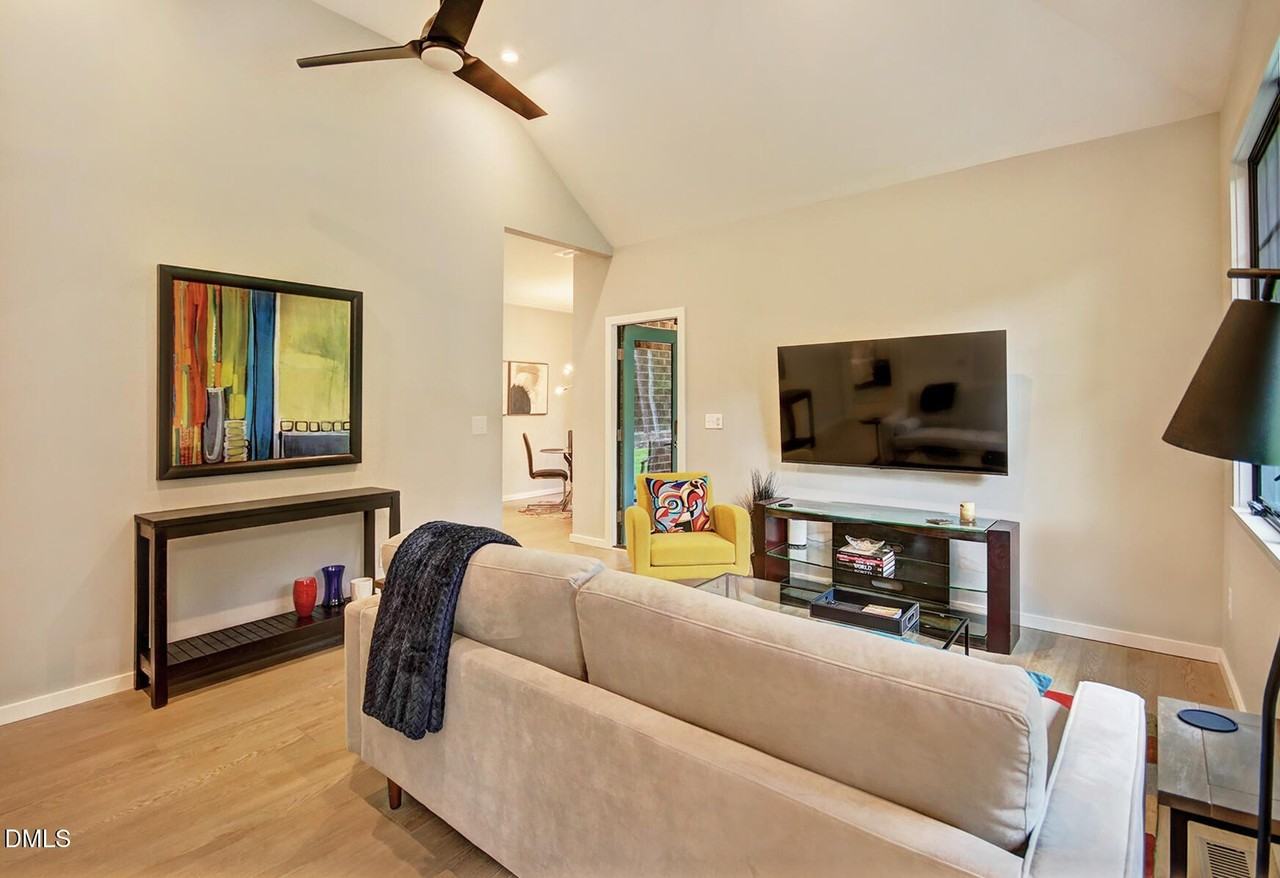 1414 Whippoorwill Lane - Photo 5 of 23