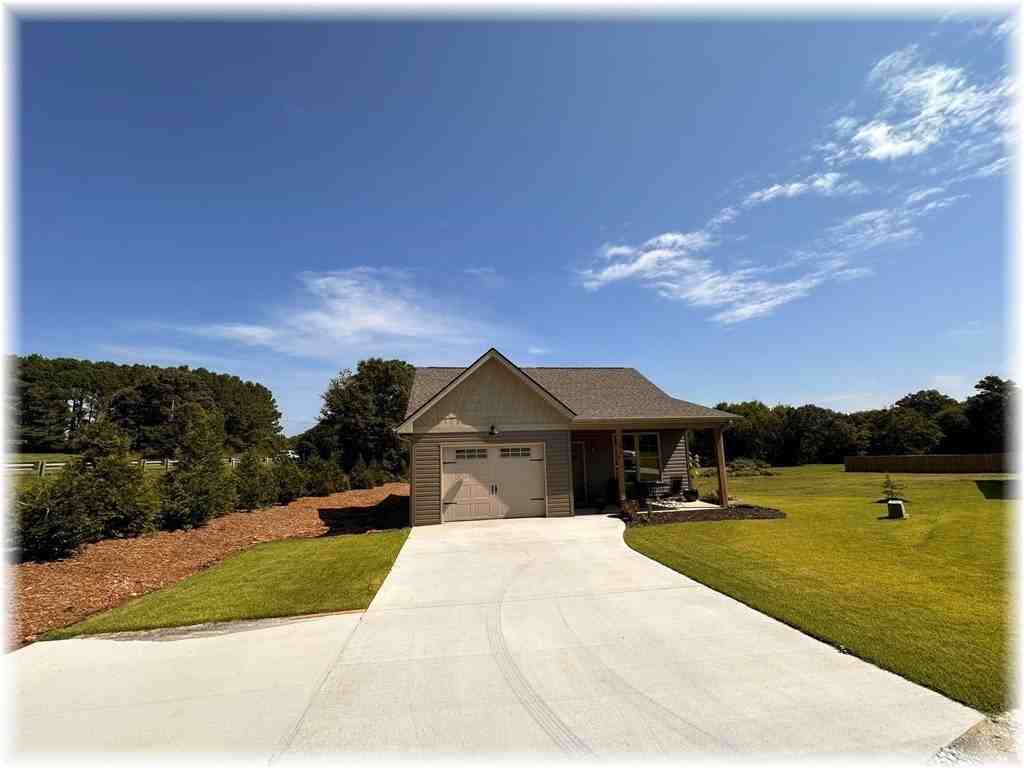 304 Cottage Hill Ct - Photo 2 of 17