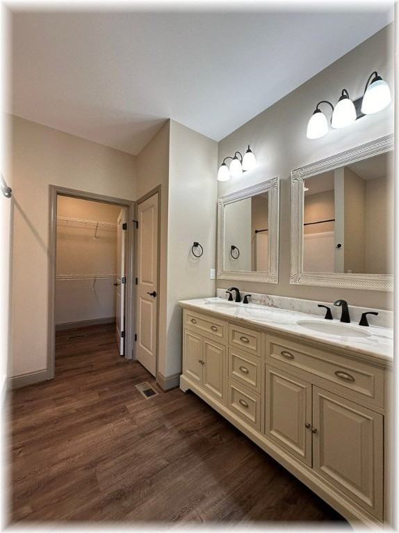 304 Cottage Hill Ct - Photo 7 of 17